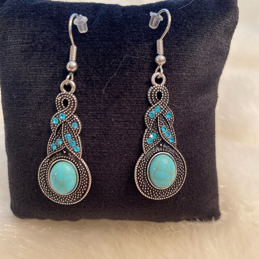 Vintage Turquoise Gemstone Drop Earrings
